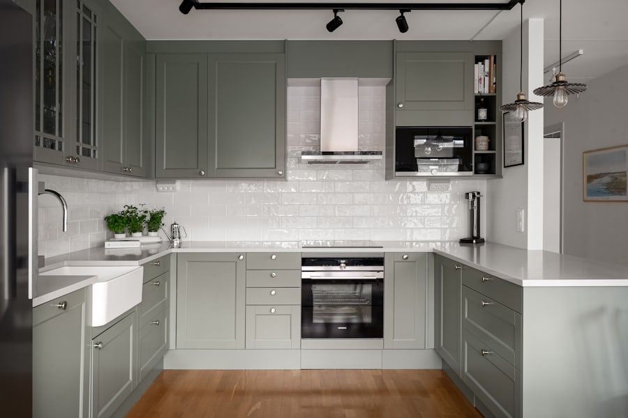 Premium kitchen with Wolf-style pro range and island setup
